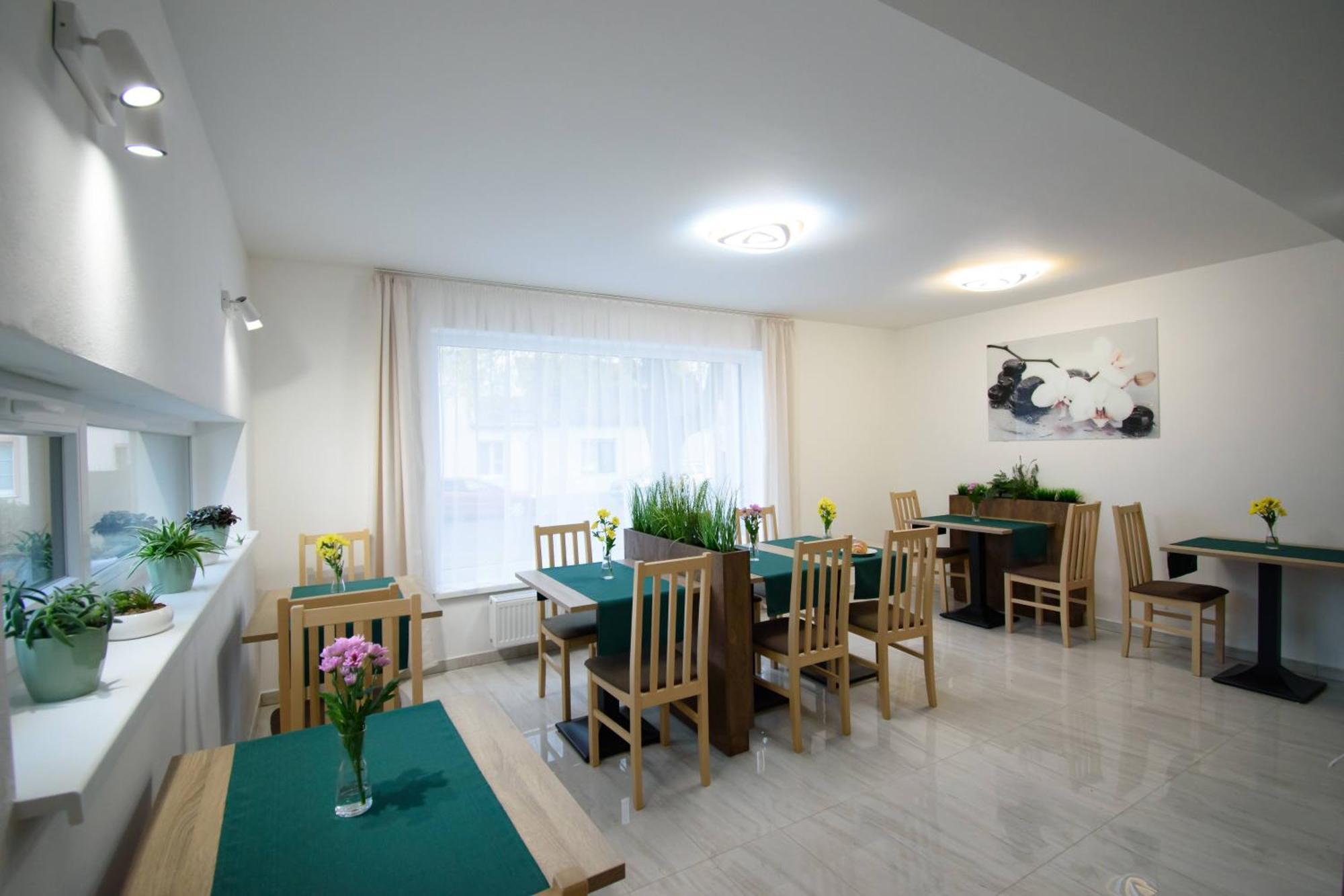 Solid Gold Garni Hotel Malacky Zewnętrze zdjęcie